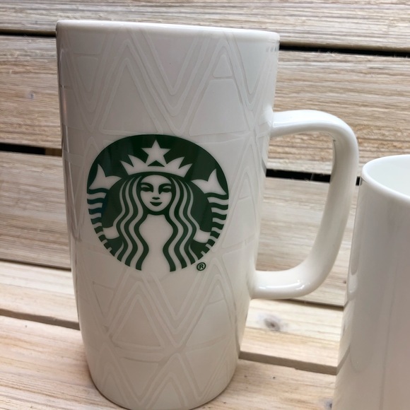 Set of 3 white Starbucks mugs - Picture 5 of 11